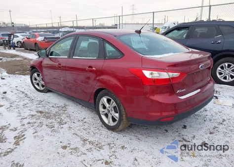 2014 Ford Focus Se z USA, uszkodzony, nr VIN 1FADP3F21EL370683